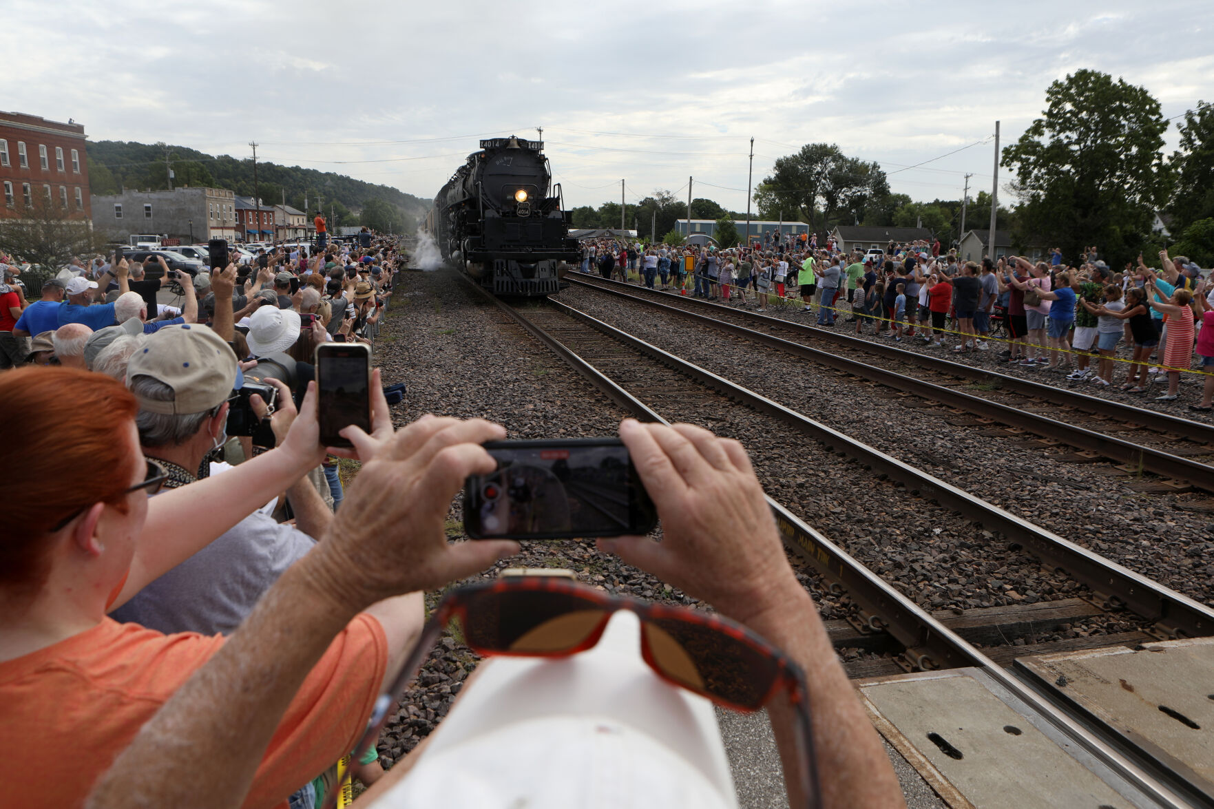 No. 4014 arrives in Pacific